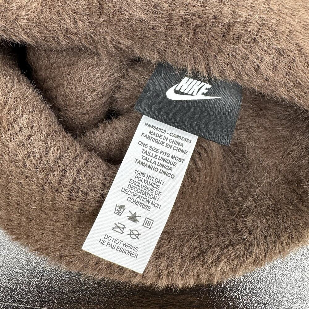 Nike Womens Peak Beanie Baroque Brown Fuzzy Sock Hat Cap OSFM NWT - Picture 7 of 9